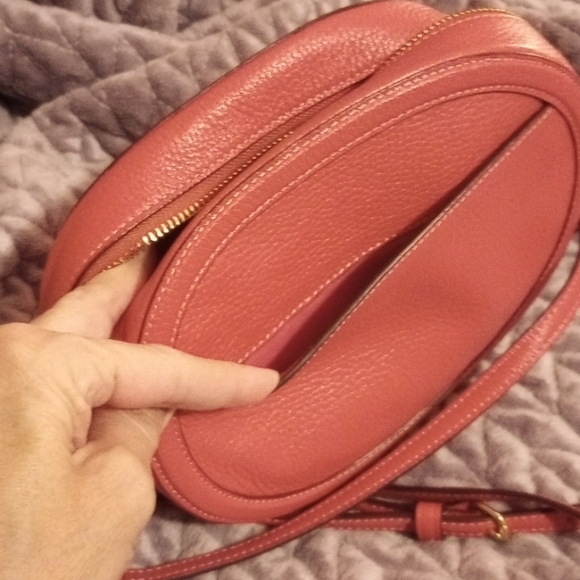 EUC authentic Coach bag and matching wristlet - Picture 3 of 12